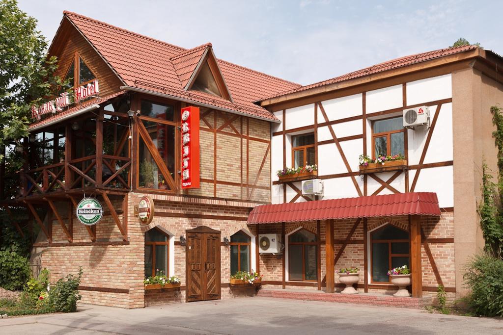 Orbita Boutique Hotel Shymkent Exterior photo